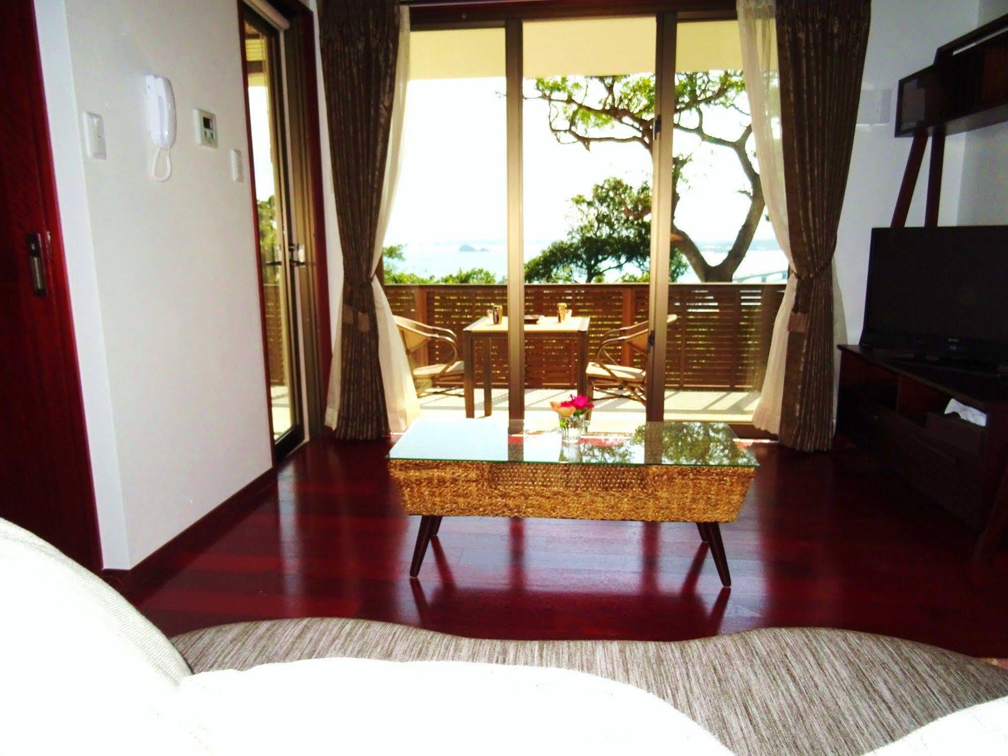 Ocean Hills Kouri Hotel Nakijin Exterior foto